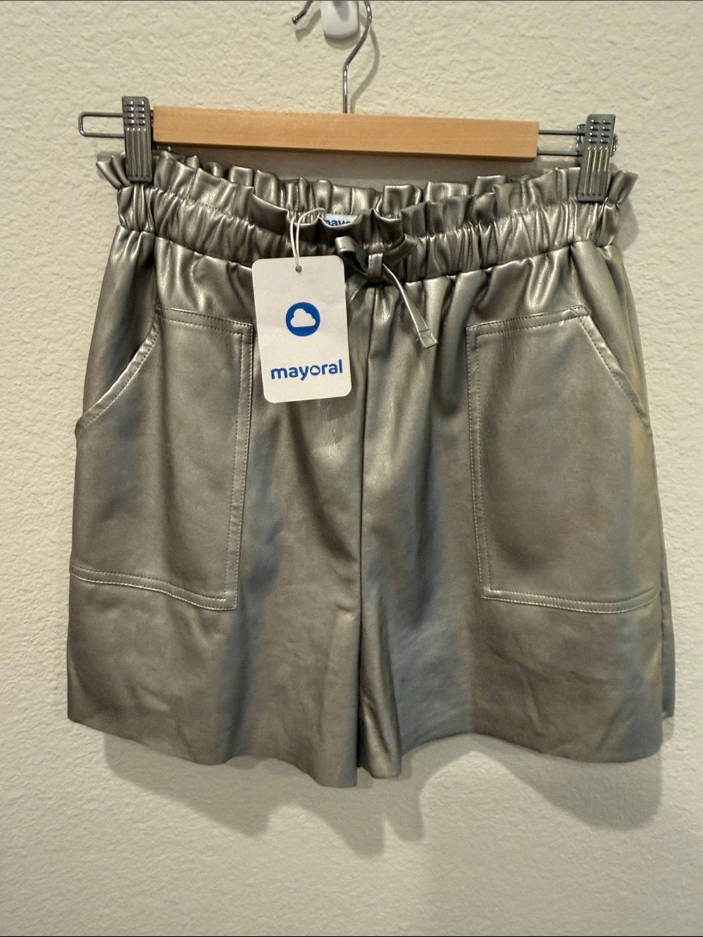 Mayoral Girls’ Metallic Silver Faux Leather Shorts Sz 16 - Picture 3 of 6